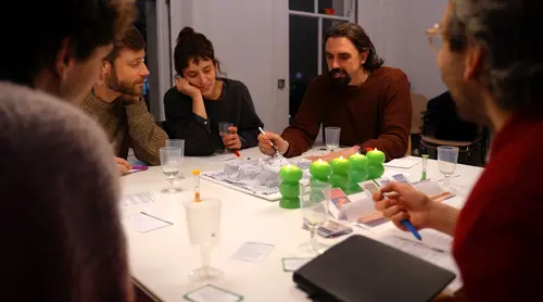 "Never Again. Five Stars": Game Design as Artistic Research into Platform Capita