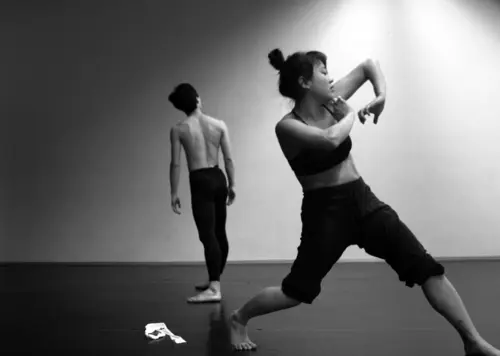 Radical Listening: Activating Rear-Space Cognition in Performance Practice
